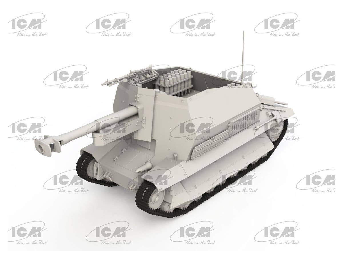 ICM 1/35 10.5cm leFH 16(Sf) auf Geschutzwagen FCM36(f), WWII German self-propelled howitzer | 4823044408832