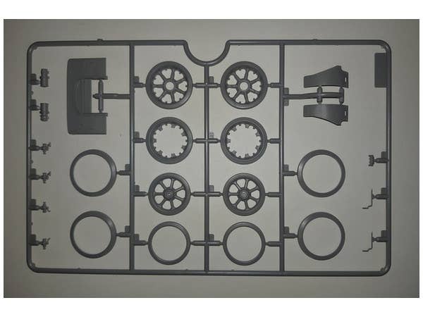 ICM 1/35 Panzerspahwagen P 204 (f) with CDM turret, WWII German Armoured Vehicle | 4823044405084