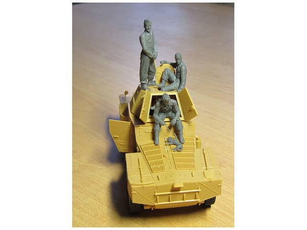 ICM P 204 (f) with German Armoured Vehicle Crew | 4823044405091