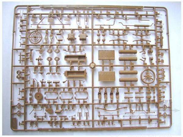 ICM 1/35 Henschel 33 D1, WWII German Army Truck | 4823044402595