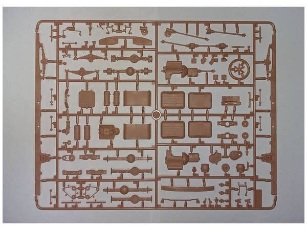 ICM 1/35 ZiL-131 MTO-AT, Soviet Recovery Truck | 4823044404605