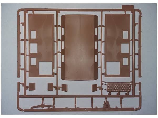 ICM 1/35 ZiL-131 MTO-AT, Soviet Recovery Truck | 4823044404605
