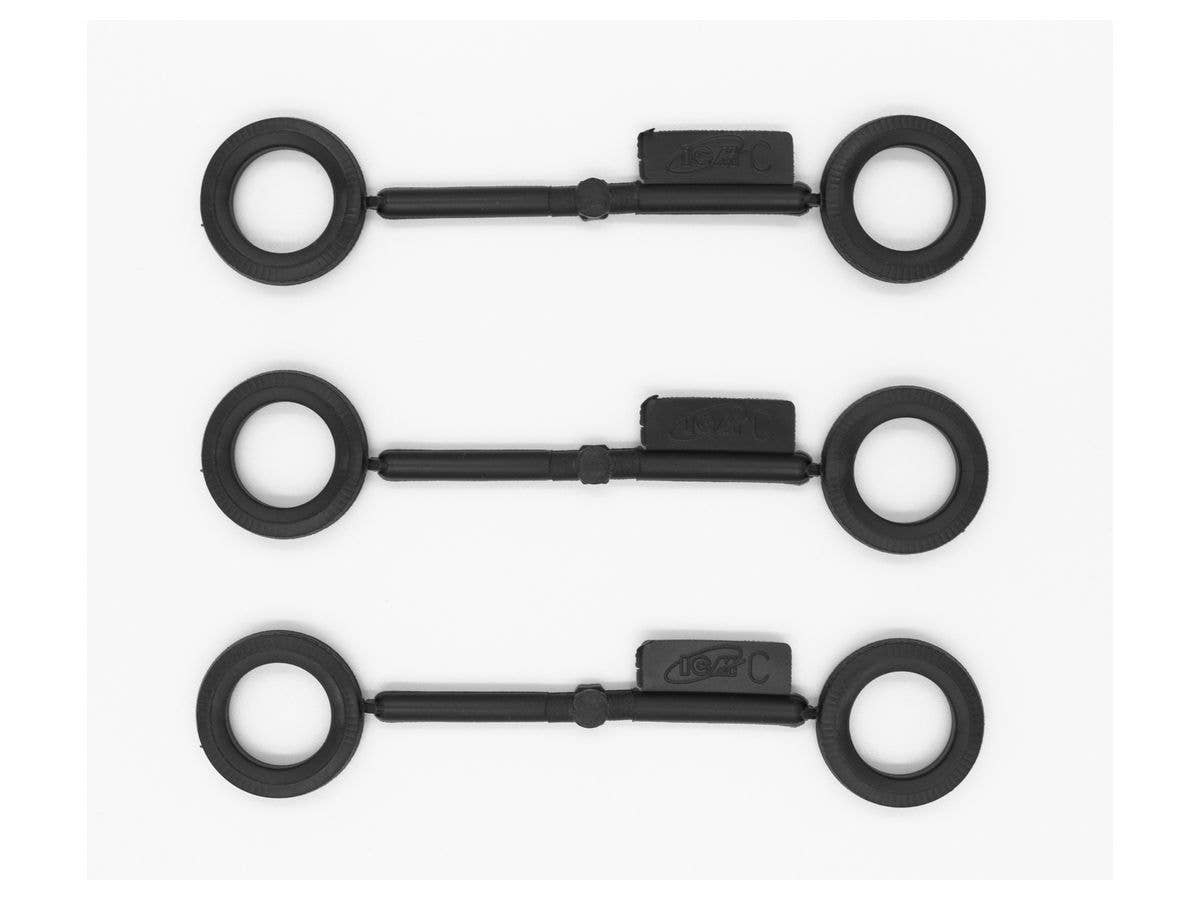 ICM 1/35 Typ 320 (W142) Saloon with German Staff Personnel | 4823044405978