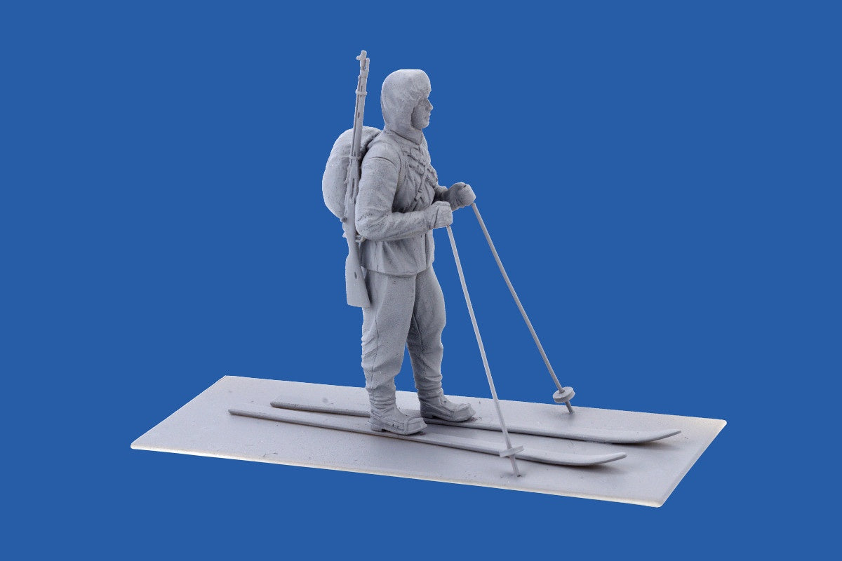 ICM 1/35 Finnish Riflemen (Winter 1940) (4 figures - 3 rifleman, 1 reindeer) | 4823044404186