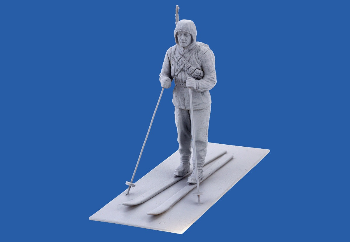 ICM 1/35 Finnish Riflemen (Winter 1940) (4 figures - 3 rifleman, 1 reindeer) | 4823044404186