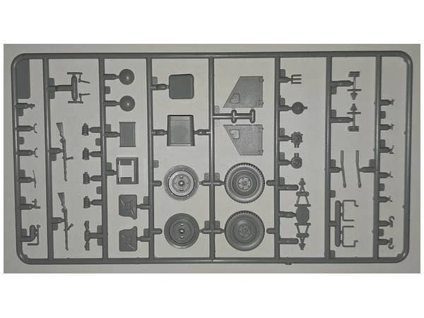 ICM 1/35 le.gl.Pkw Kfz.1, WWII German Light Personnel Car | 4823044405053