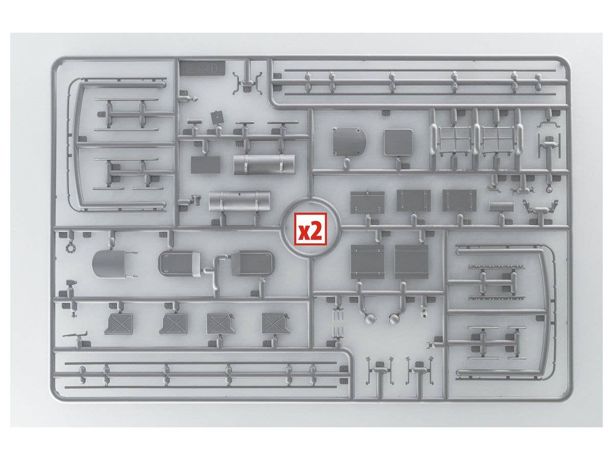 ICM 1/35 Model W.O.T. 8, WWII British Truck | 4823044405954