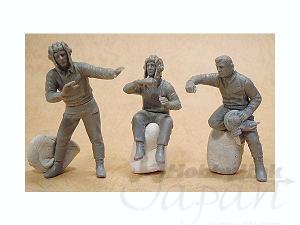 ICM 1/35 Soviet Tank Crew (1979-1988) (3 tankmen) | 4823044400751