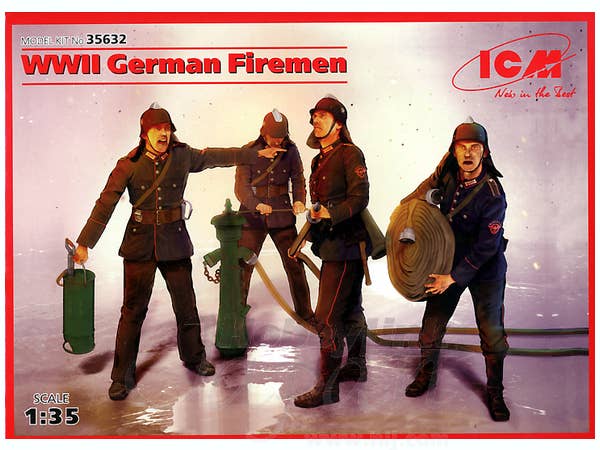 ICM WWII German Firemen (4 figures) | 4823044402984