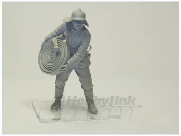 ICM WWII German Firemen (4 figures) | 4823044402984