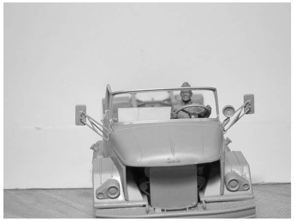 ICM 1/35 RKKA Drivers (1943-1945) (2 figures) | 4823044405237