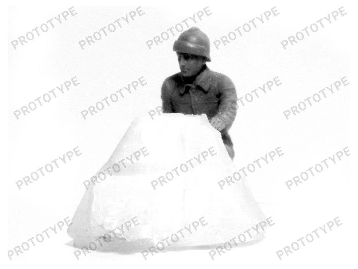 ICM 1/35 WWII French Tank Crew (4 figures) (100% new molds) | 4823044406142