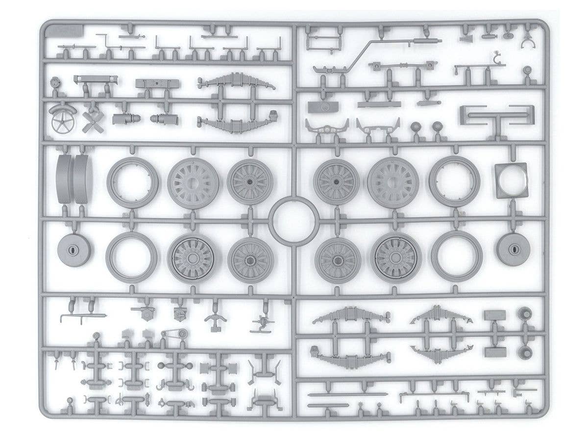 ICM 1/35 Standard B 'Liberty' with WWI US Drivers | 4823044406524