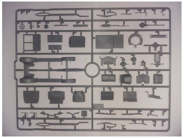 ICM 1/35 Taxi de la Marne (1914), French Car | 4823044404841