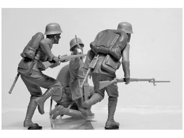 ICM 1/35 Turkish Infantry (1915-1918) (4 figures) | 4823044404780