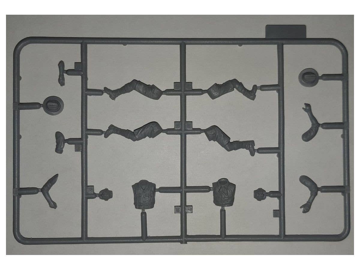 ICM 1/35 ANZAC Drivers (1917-1918) (2 figures) (100% new molds) | 4823044405558