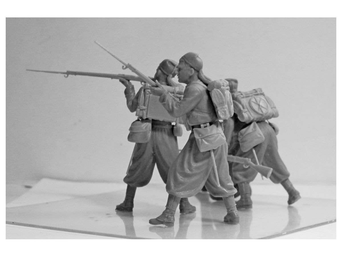 ICM 1/35 French Zouaves (1914) (4 figures)  (100% new molds) | 4823044405572