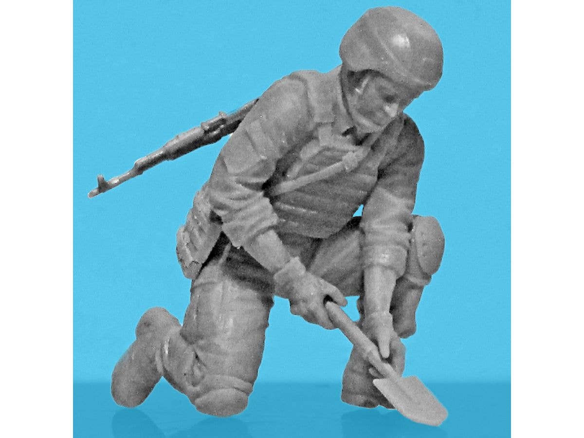 ICM 1/35 "To be ahead,  to save the life", Sappers of the Armed Forces of Ukraine, Figure | 4823044409822