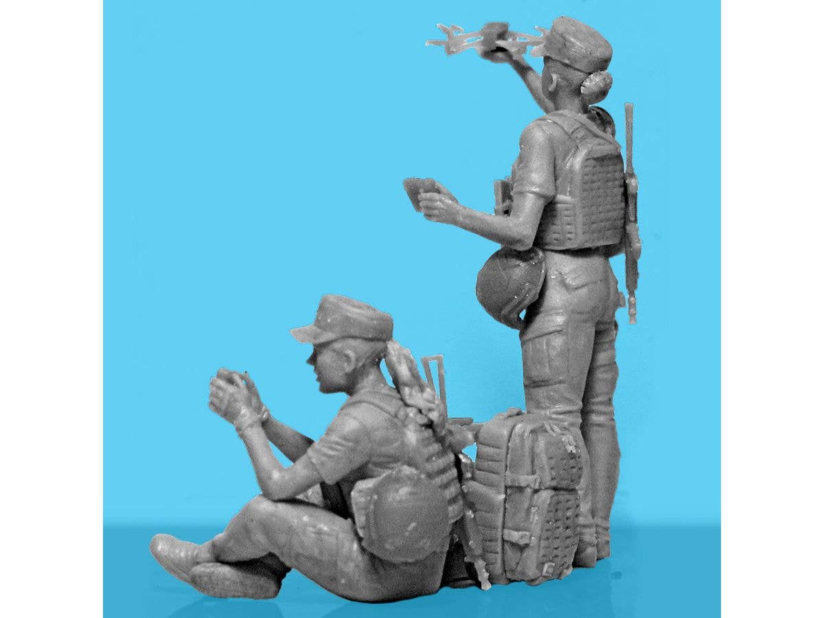 ICM 1/35 ''War has no gender'. Female servicemen of the Armed Forces of Ukraine (100% new molds) | 4823044410163