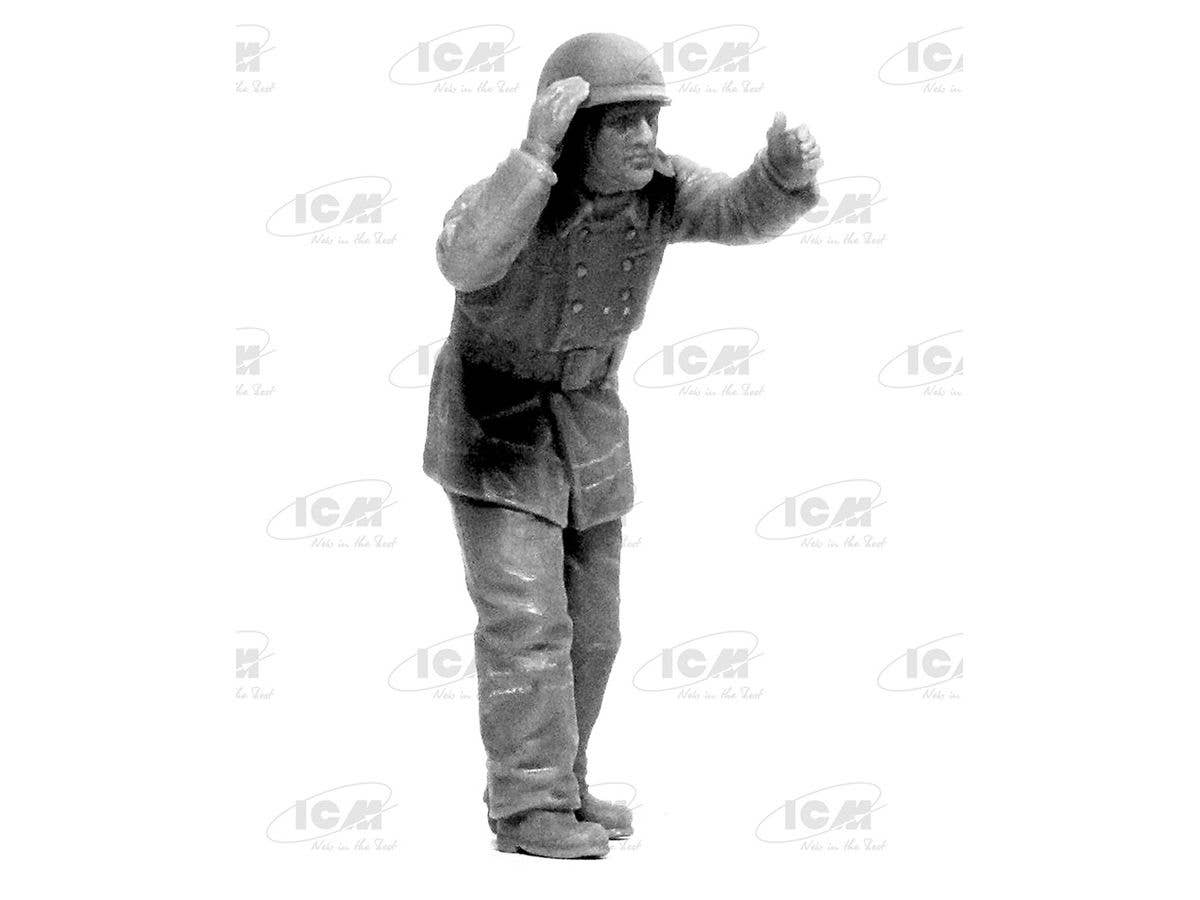 ICM 1/35 Chernobyl#2. Fire Fighters (AC-40-137A firetruck & 4 figures & diorama base with background) | 4823044406173