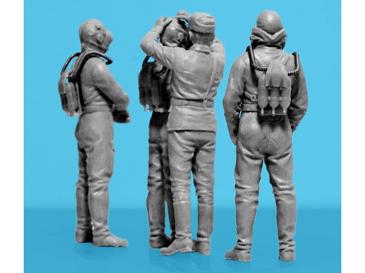 ICM 1/35 Chernobyl#6. Feat of Divers (3 figures) (100% new molds), Figure | 4823044409785
