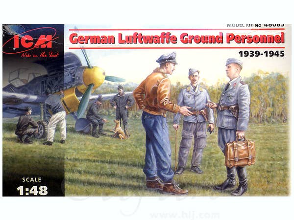 ICM 1/48 German Luftwaffe Ground Personnel (1939-1945)  (7 figures -  staff officer, 2 pilots, 4 mechanics, and dog figure) | 4823044401970