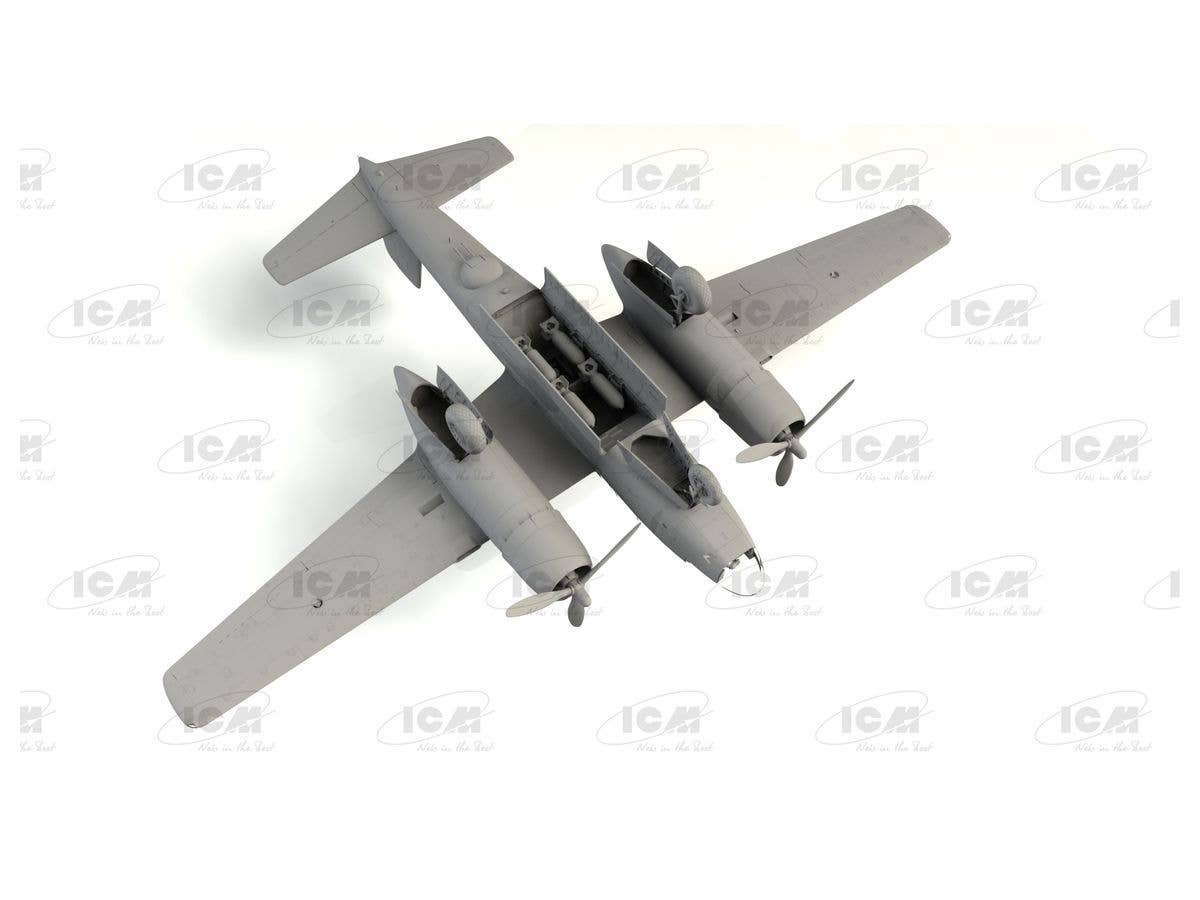 ICM 1/48 A-26C-15 Invader, WWII American Bomber | 4823044406296