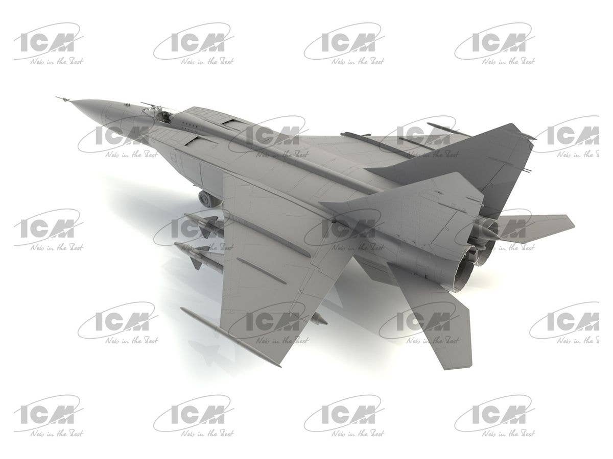 ICM 1/72 MiG-25PD - Soviet Interceptor Fighter | 4823044407569