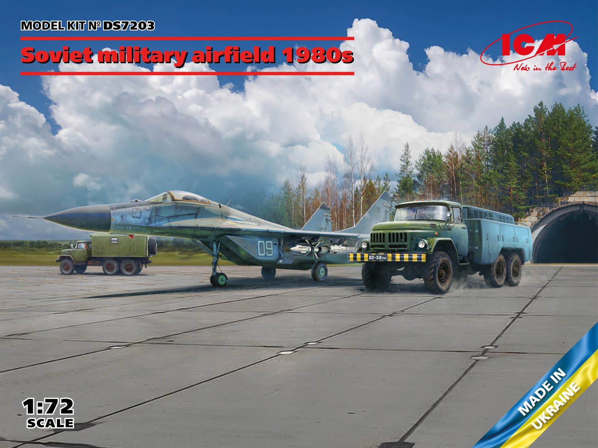 ICM 1/72 Soviet military airfield 1980s (Mikoyan-29 "9-13", APA-50M (ZiL-131), ATZ-5 and Soviet PAG-14 Airfield Plates) | 4823044408900