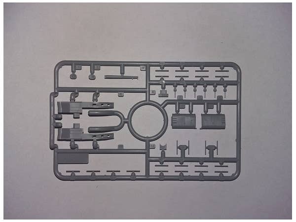 ICM 1/700 Kronprinz (full hull & waterline), WWI German Battleship | 4823044404551
