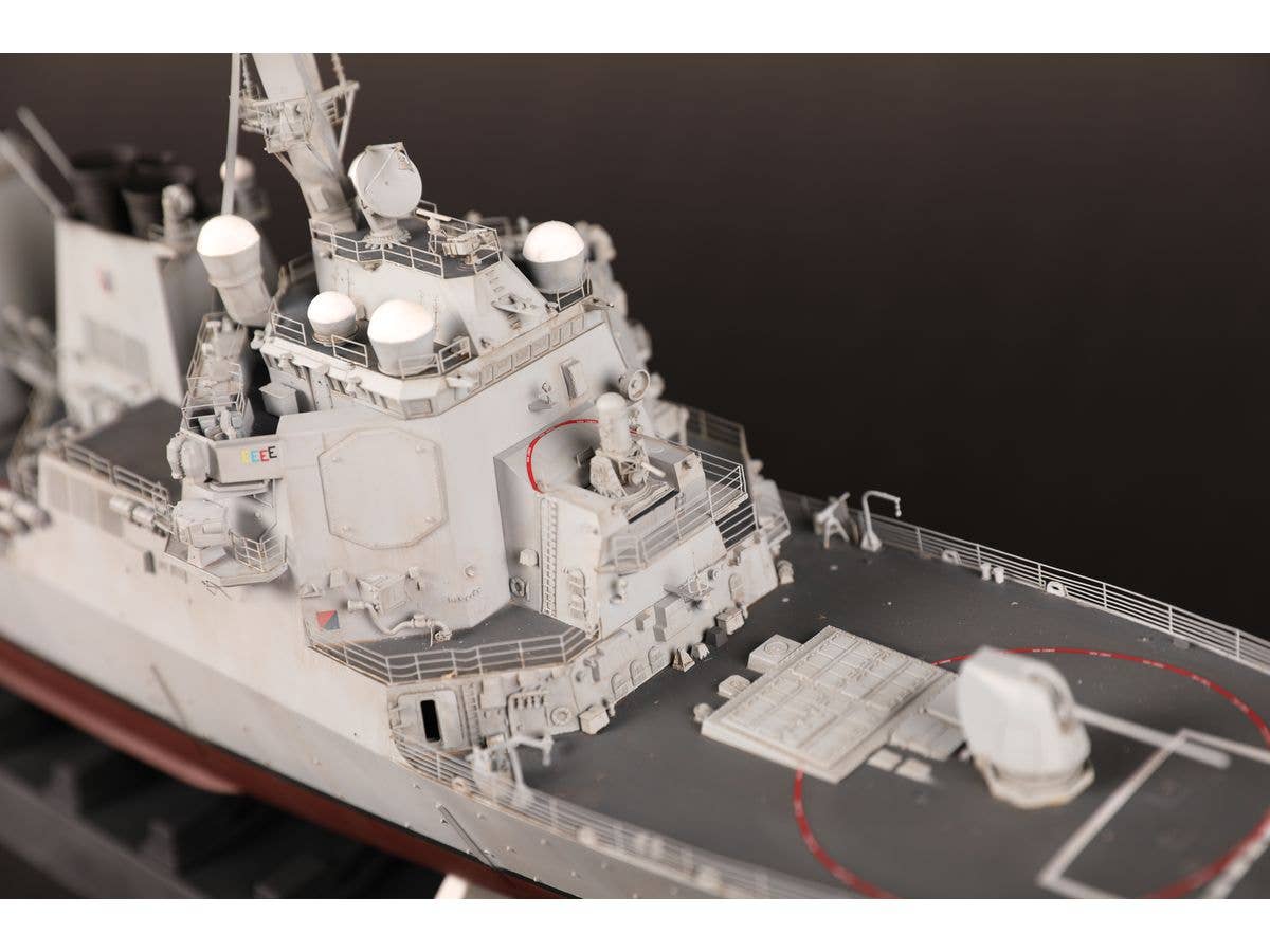 ILOVEKIT 1/200 USS Curtis Wilbur DDG-54 | 9580208620077