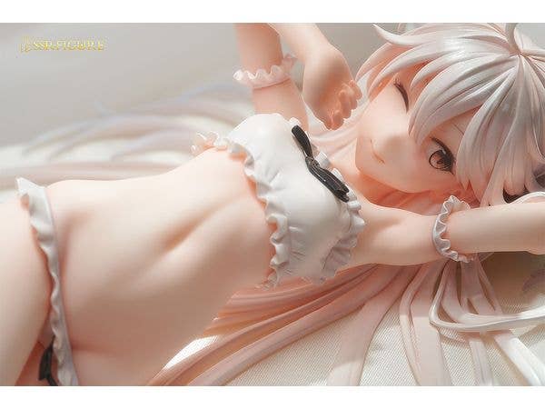 SSR FIGURE Wakening White Haired-Chan 1/7 Scale Figure | 6977459540019