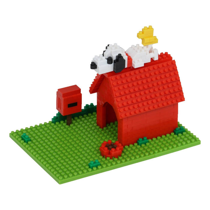 Nanoblock Sights to See Series Snoopy House "PEANUTS" | 4972825224045