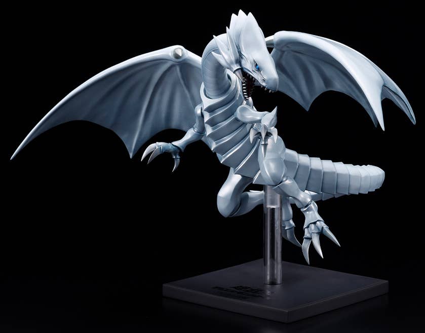 BLUE-EYES WHITE DRAGON OSHI WORKS | 4934054076260