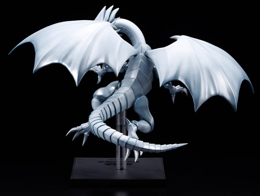 BLUE-EYES WHITE DRAGON OSHI WORKS | 4934054076260