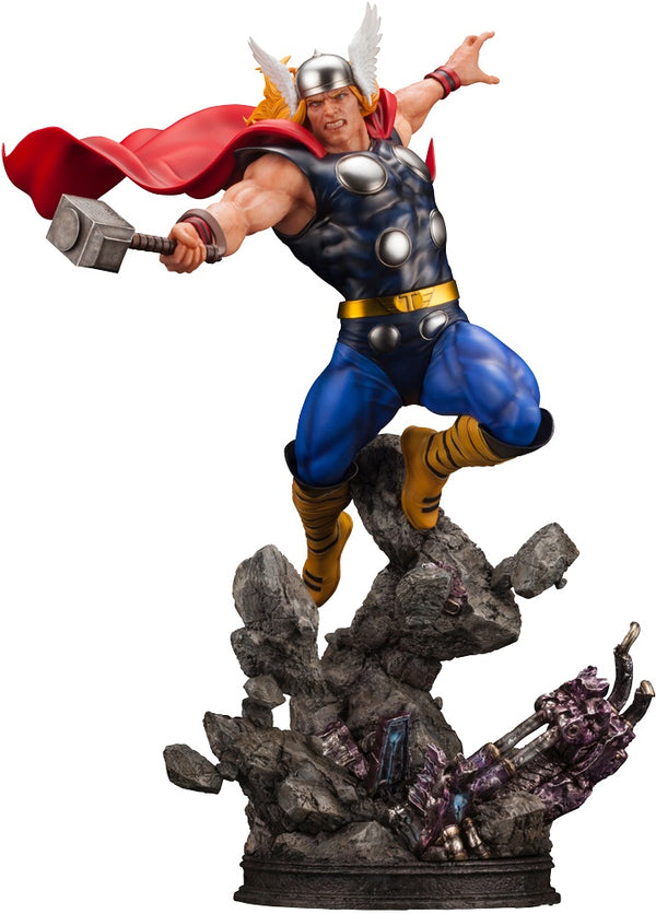 Kotobukiya 1/6 Marvel Universe Thor Avengers Fine Art Statue