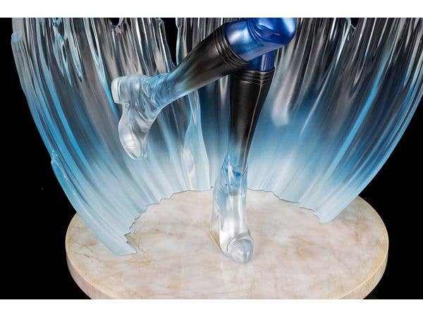 KOTOBUKIYA MARVEL INVISIBLE WOMAN ULTIMATE BISHOUJO STATUE | 4934054057788