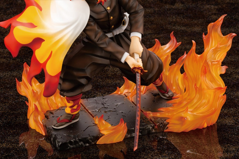 Demon Slayer: Kimetsu no Yaiba - Blade of Demon Destruction - Rengoku Kyoujurou - ARTFX J - 1/8(Kotobukiya)