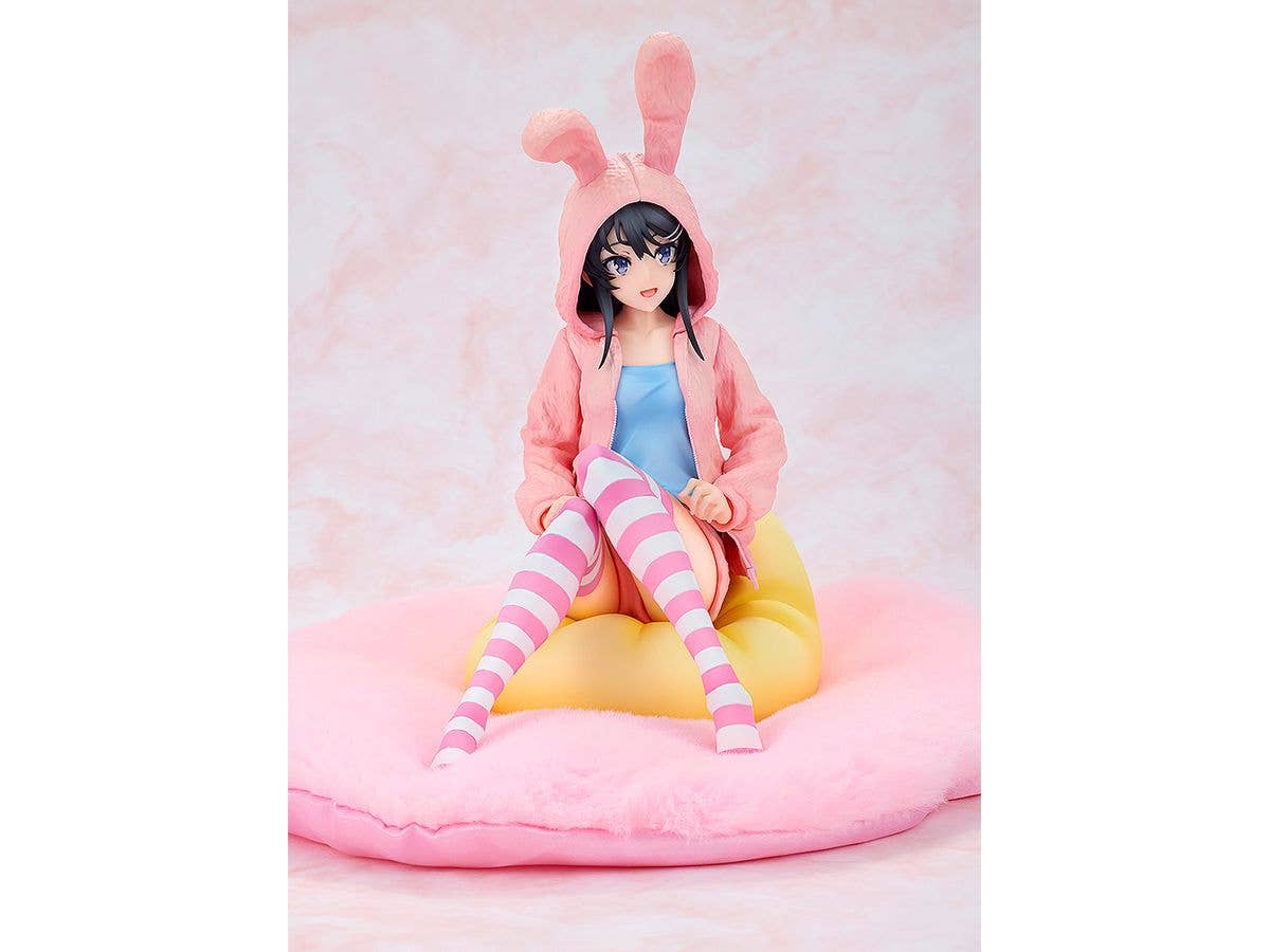 KADOKAWA Mai Sakurajima Hoodie☆Look Rabbit Ears Ver. Popular Edition | 4942330302484