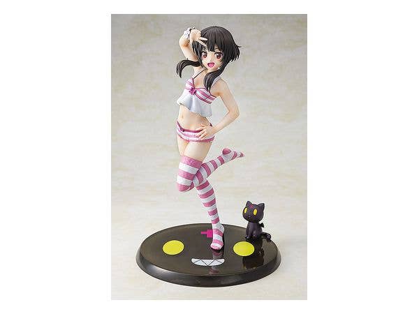 Kono Subarashii Sekai Ni Syukufuku Wo Series CAworks Megumin Hoodie Look Chomusuke Ver. 1/7 Scale Figure | 4935228529032