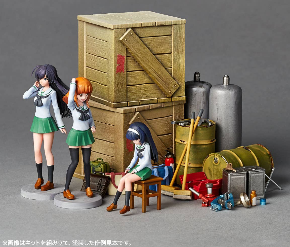 ARTPLA Girls &amp; Panzer Final Chapter Garage Set [B] | 4537807190420