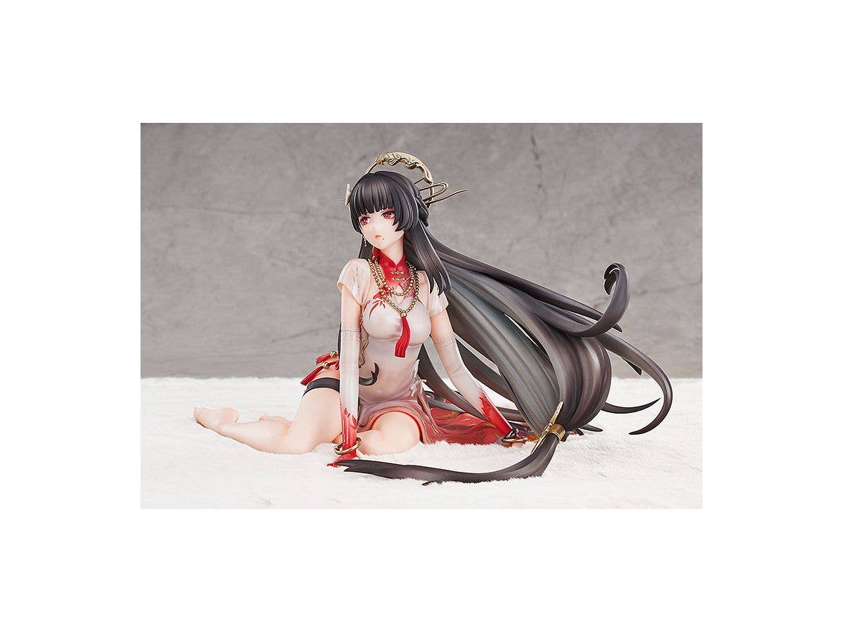 Punishing Gray Raven Series Qu Crimson Blessing 1/7 Scale Figure | 4580416924443