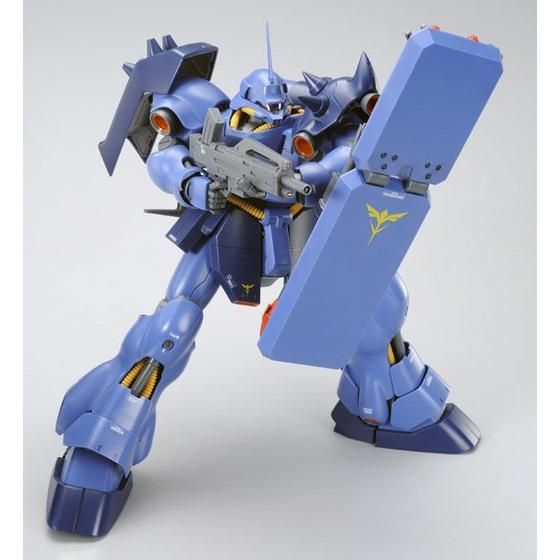 P-Bandai MG 1/100 Geara Doga (Rezin Schynder's Use)