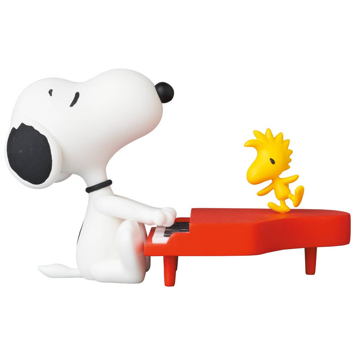 Medicom Toy UDF Peanuts Series 13 : PIANIST SNOOPY | 4530956156835