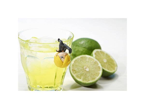 Megahouse Ochatomo Tea Time of Pirates "One Piece" (Box/8) | 4535123837838