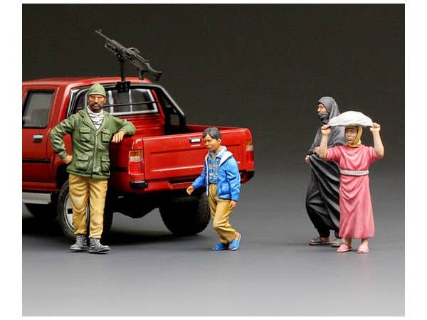 Meng 1/35 Middle Easterners in The Street | 4897038550067