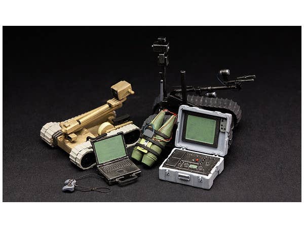 Meng 1/35 U.S. Explosive Ordnance Disposal Specialists & Robots | 4897038550647