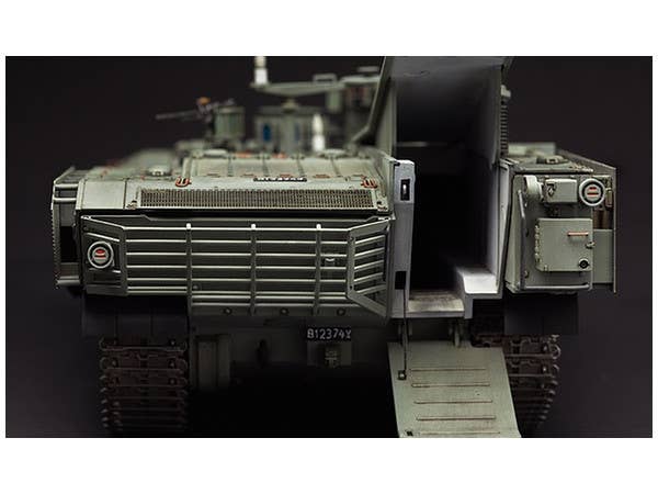 Meng 1/35 ISRAEL HEAVY ARMOURED PERSONNEL CARRIER ACHZARIT LATE | 4897038550654