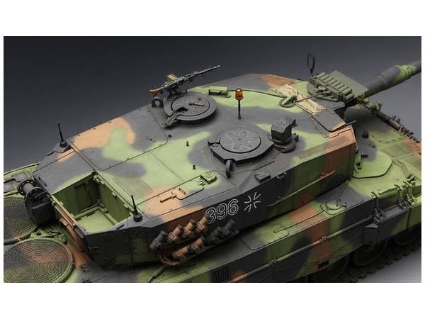 Meng 1/35 German Main Battle Tank Leopard 2 A4 | 4897038550715