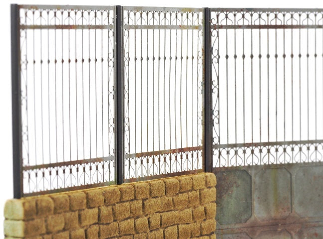 Matho 1/35 Metal Fence B - big set with gate